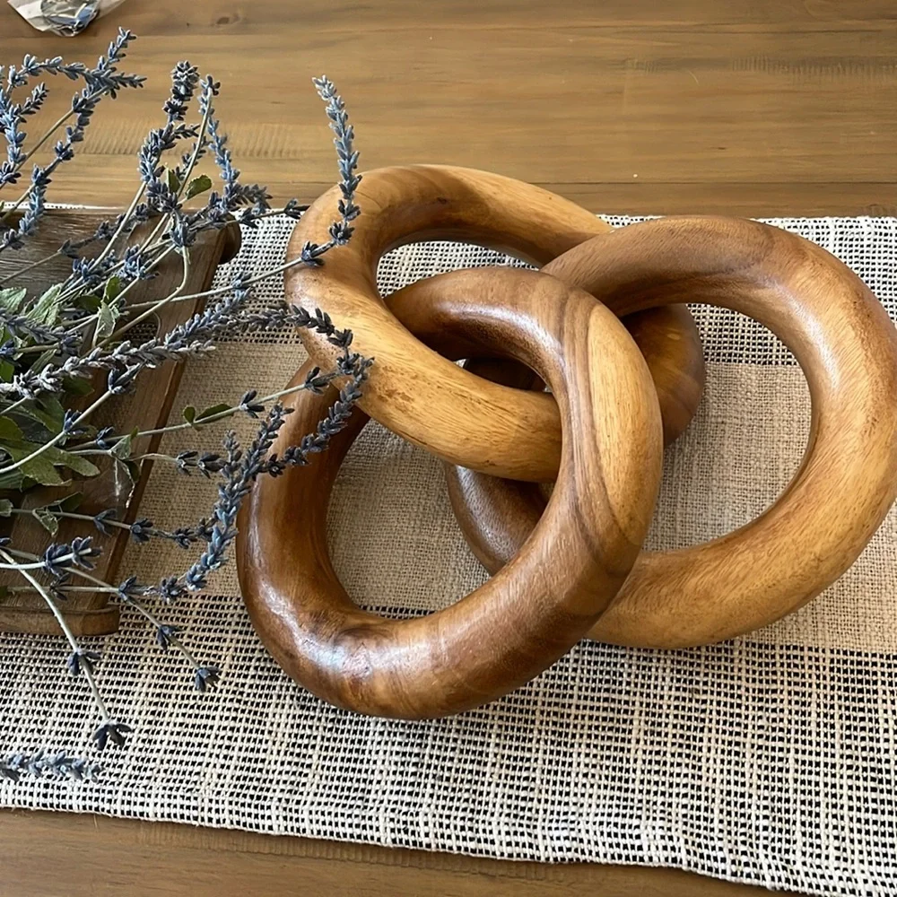 Wooden circle accent decor - Picture 1 of 1